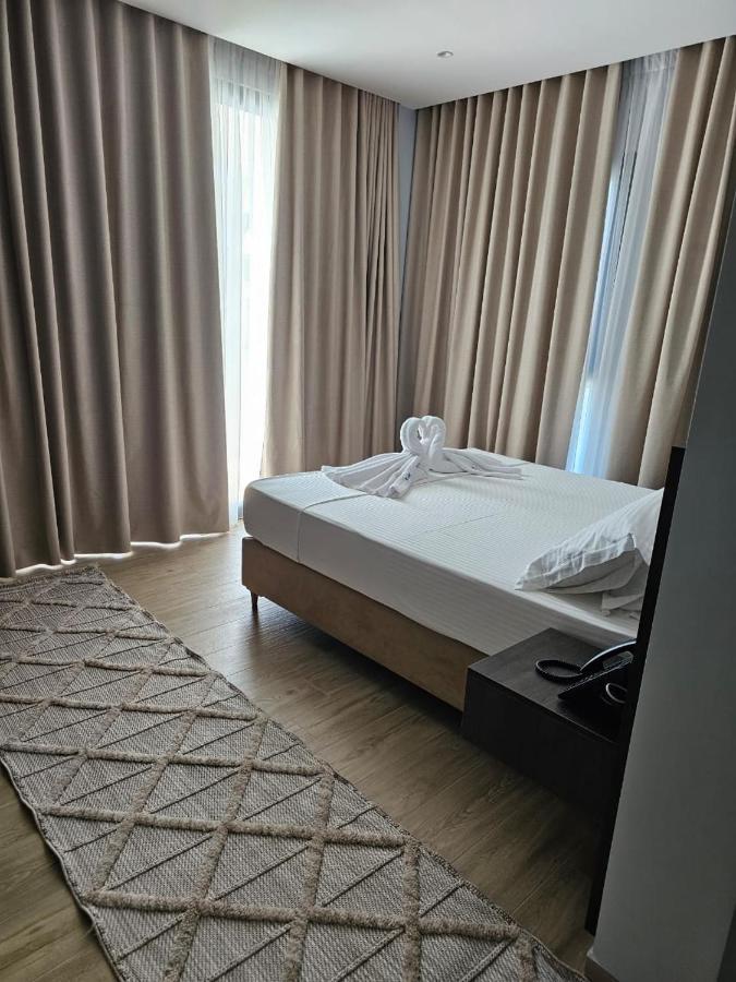 Kaan Hotel Radhimë المظهر الخارجي الصورة