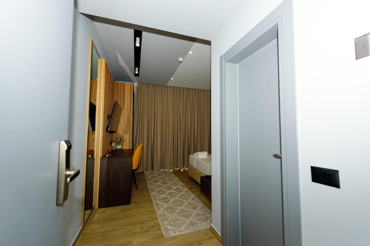 Kaan Hotel Radhimë المظهر الخارجي الصورة
