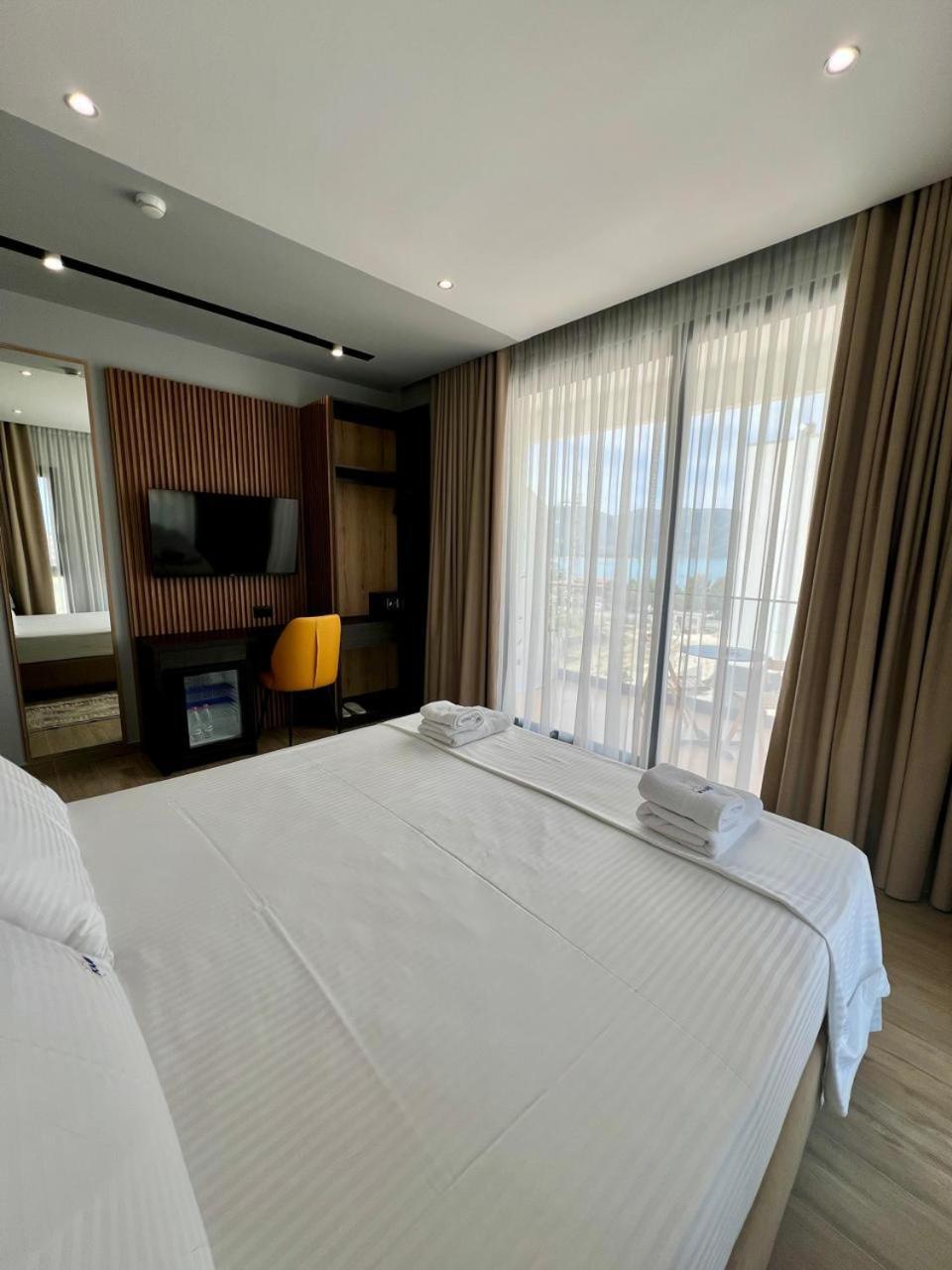 Kaan Hotel Radhimë المظهر الخارجي الصورة