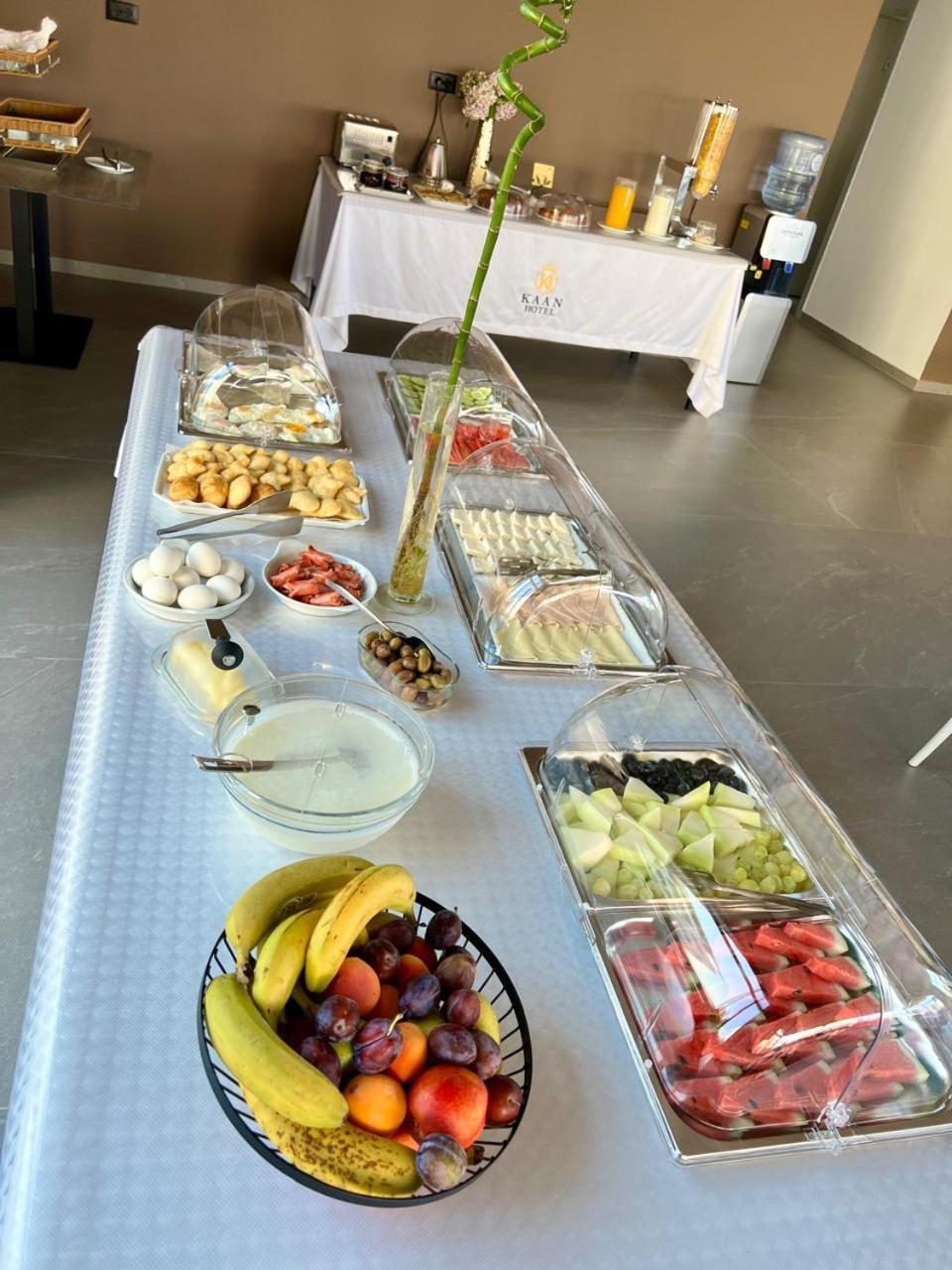 Kaan Hotel Radhimë المظهر الخارجي الصورة